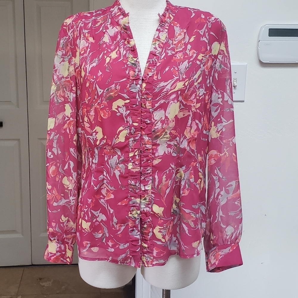 Coldwater Creek Sheer Fully Lined V- Ruffle Neck Button Women's Blouse Size S